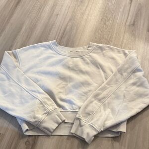 Zara White/CreamWomen's Cropped Sweater